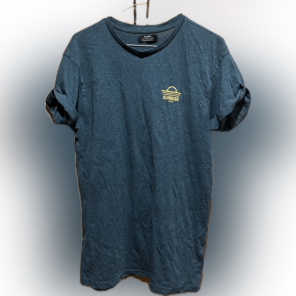 Size: M / 38
Colour: Blue 
Brand: Bershka